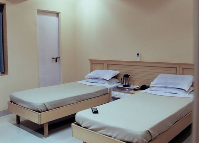 Sadanand Hotel, Mangalore 4
